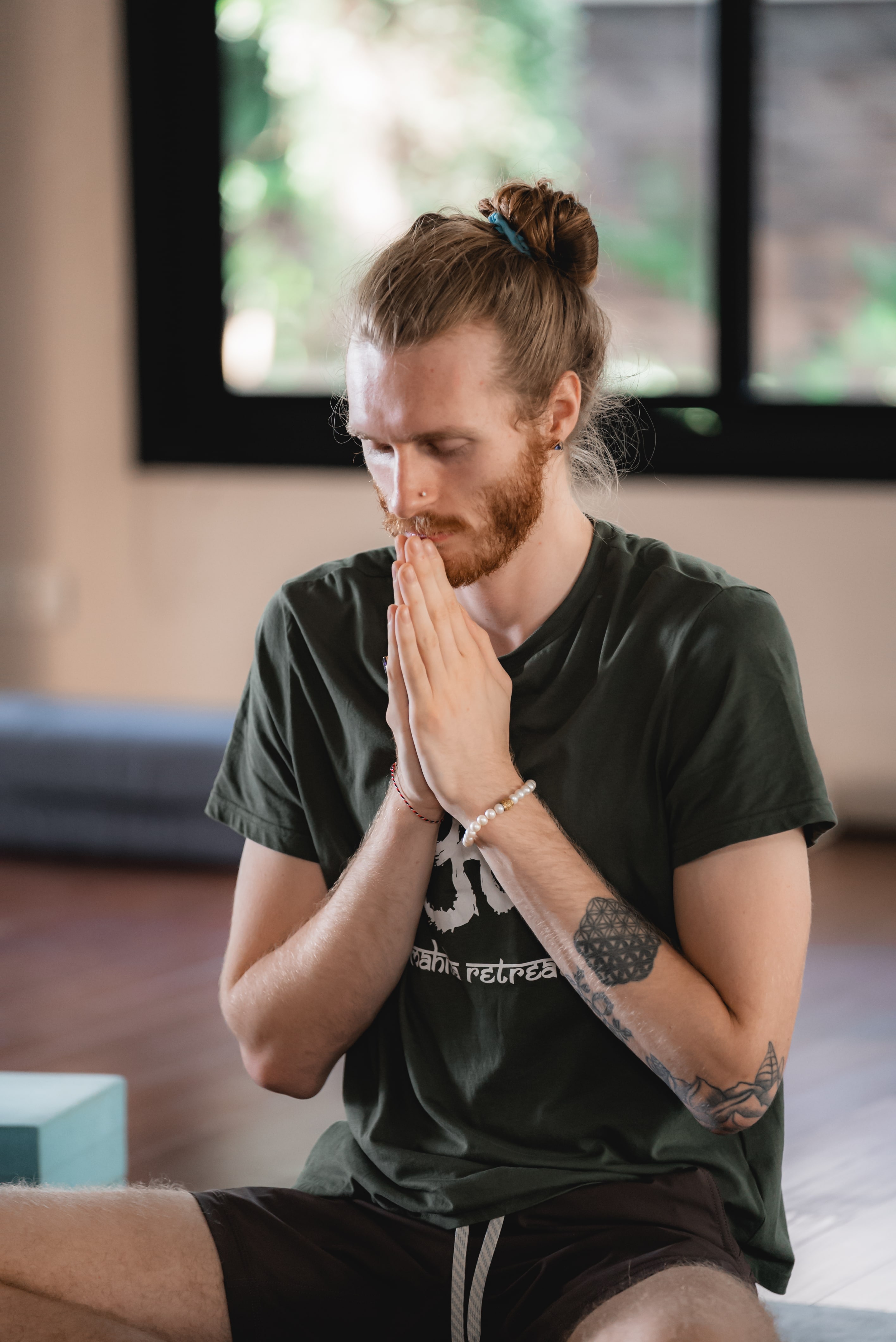 Solomon in meditation - grounding practice